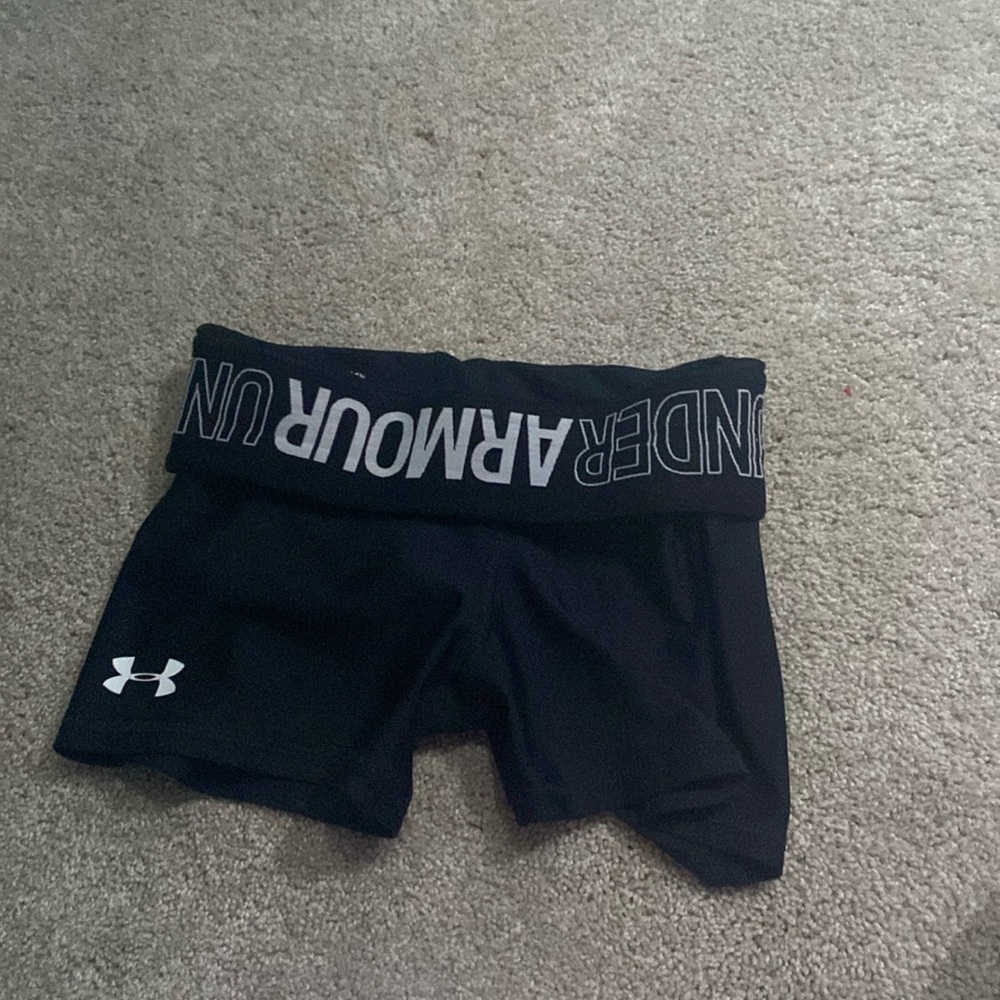 Under armor spandex shorts